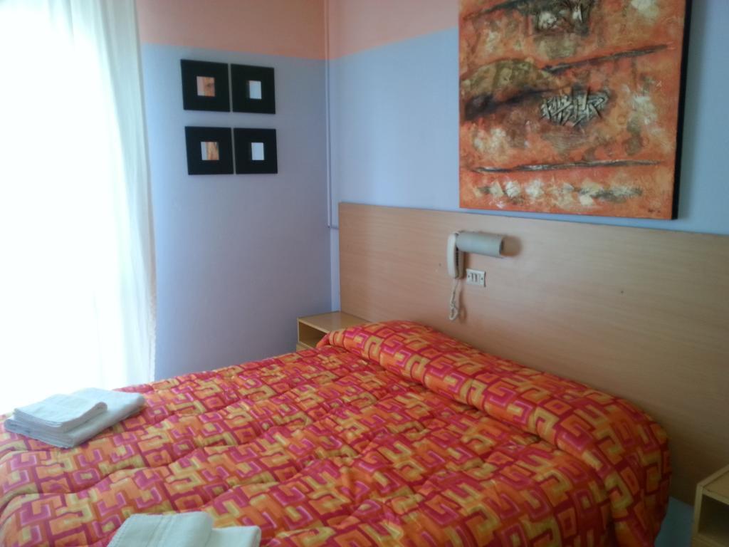 Hotel Marinella Rimini Extérieur photo